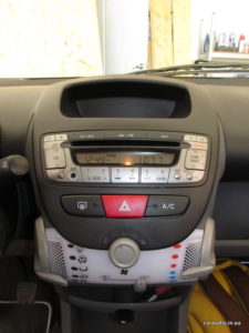 Штатная магнитола Peugeot 107