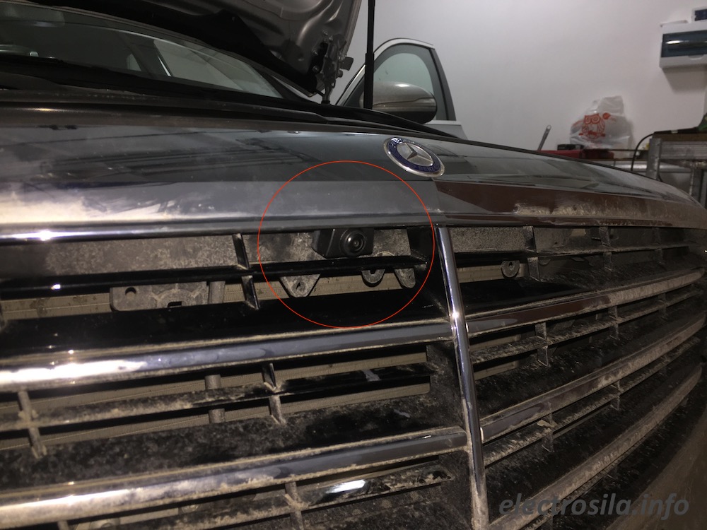 передняя камера на Мерседес