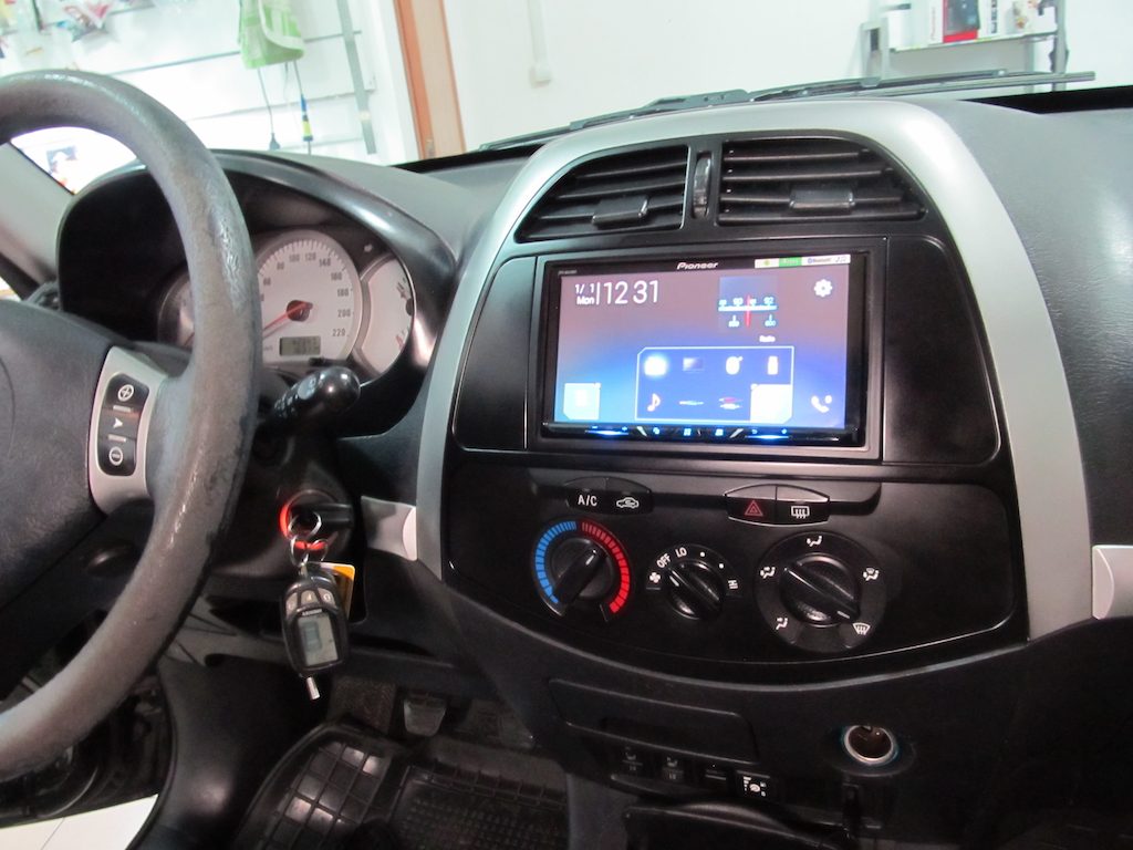 Автомагнитола Pioneer SPH-DA240BT для Chery Tiggo