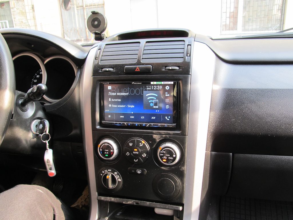 Автомагнитола с беспроводным CarPlay Pioneer AVH-Z9100BT для Suzuki Grand Vitara