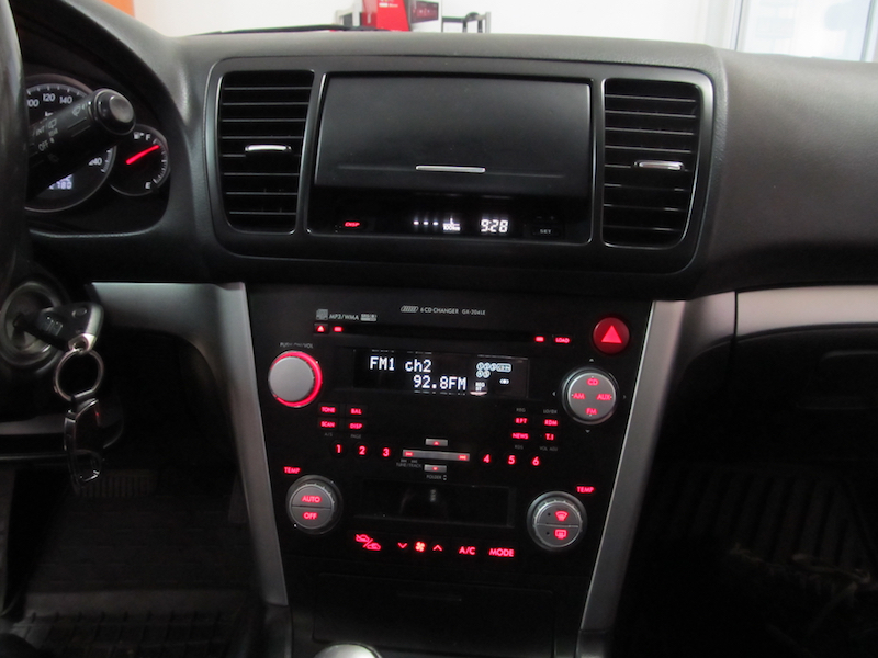 Subaru Outback replacement of the standard radio with Pioneer
