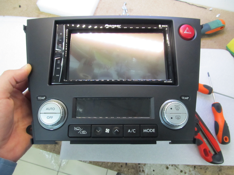 Subaru Outback replacement of the standard radio with Pioneer