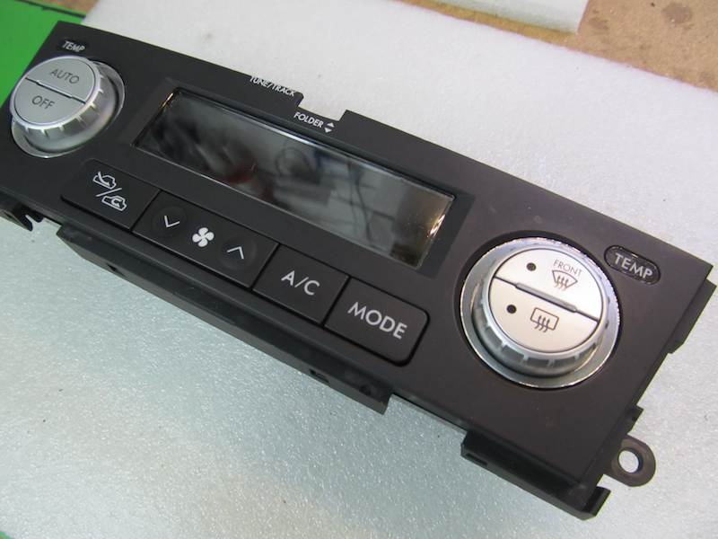 Subaru Outback stock radio replacement