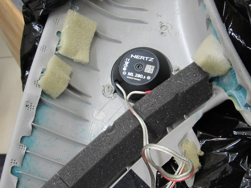 lexus-lx-450d-hertz-ml-280